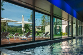 Гостиница Hôtel Spa La Cueillette  Мёрсо